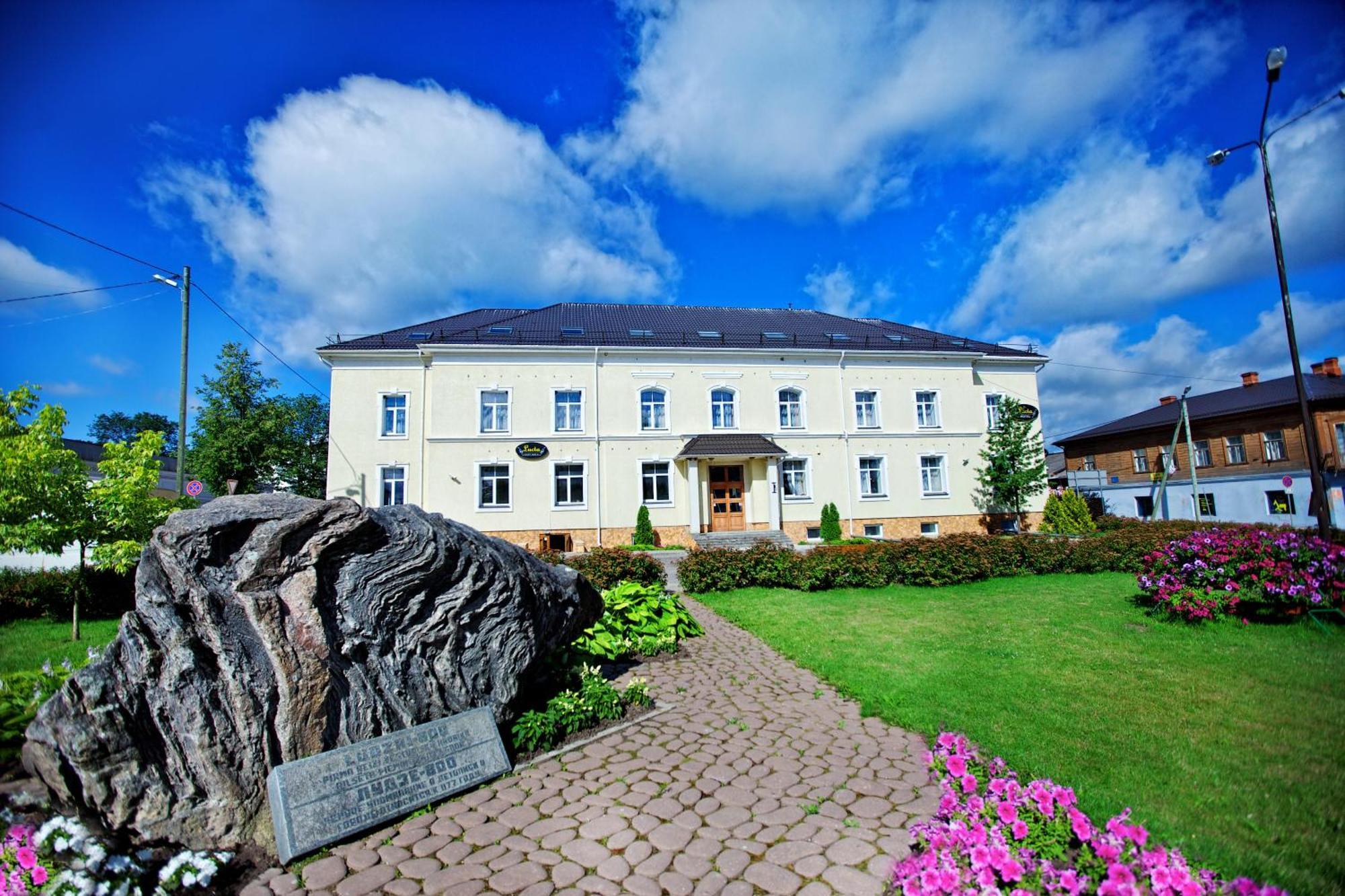 Hotel Lucia Ludza Exterior foto
